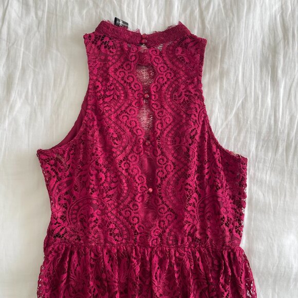 NWT Trixxi Lace Halter Dress (sz XL) - Picture 4 of 6
